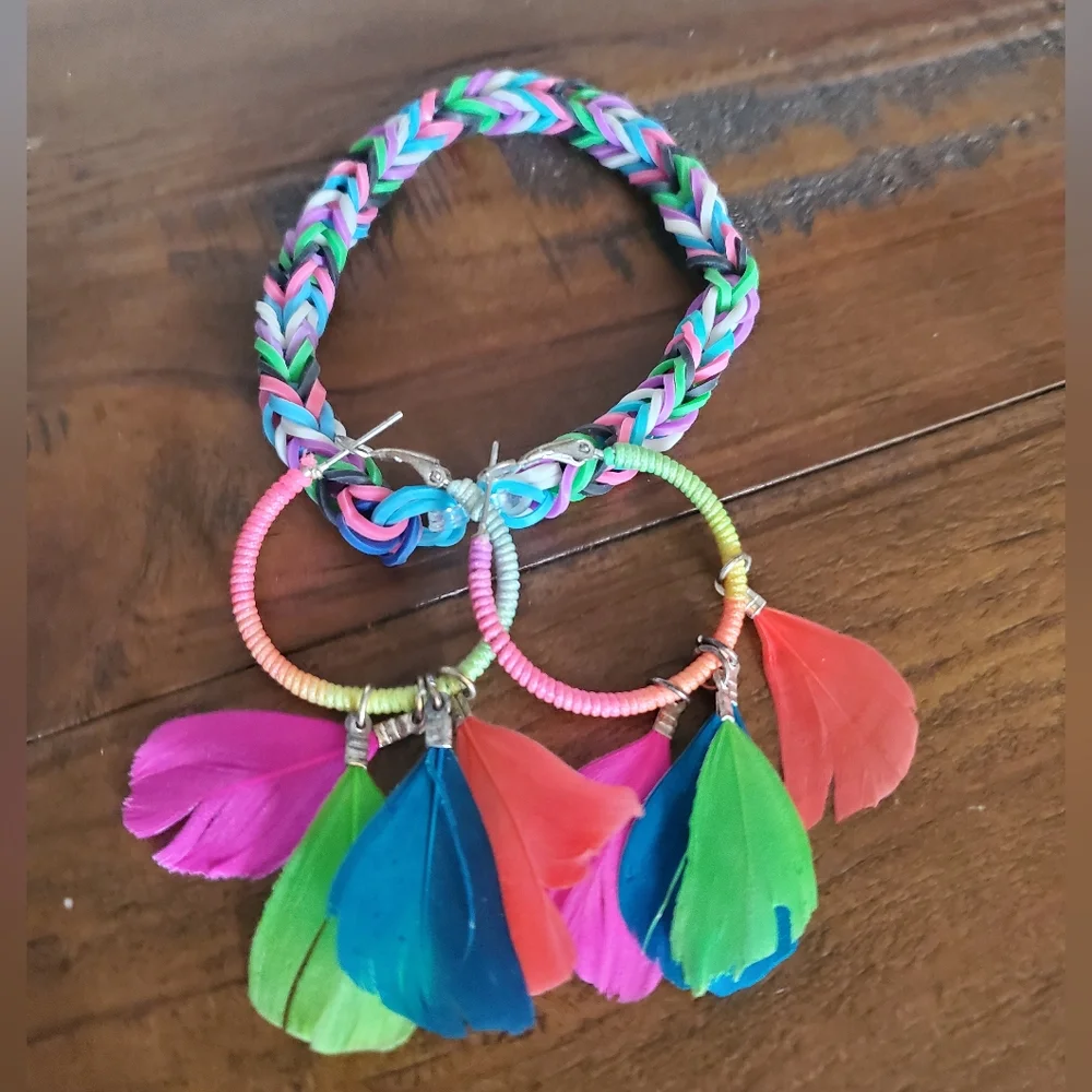 Fun Neon Hoop Feather Earrings & Rubber Band Bracelet Bundle